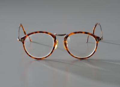 Eyeglasses
